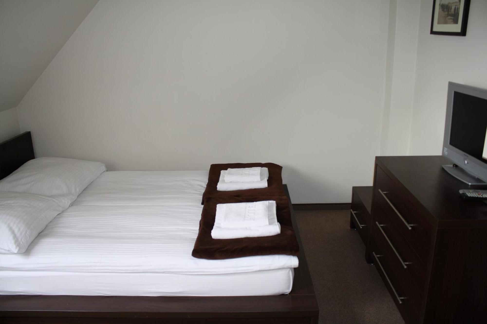Marina Gorklo - Zurawi Kat Hotel Ruang foto